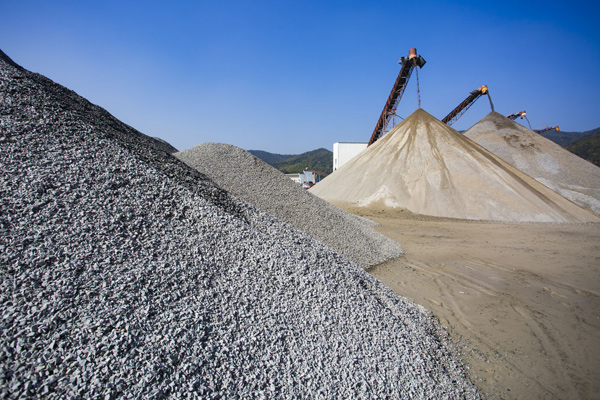 河砂禁采，機(jī)制砂興起，投資制砂設(shè)備，請認(rèn)準(zhǔn)唐山金路